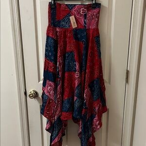 NATURAL LIFE Asymmetrical Skirt in Red and Blue